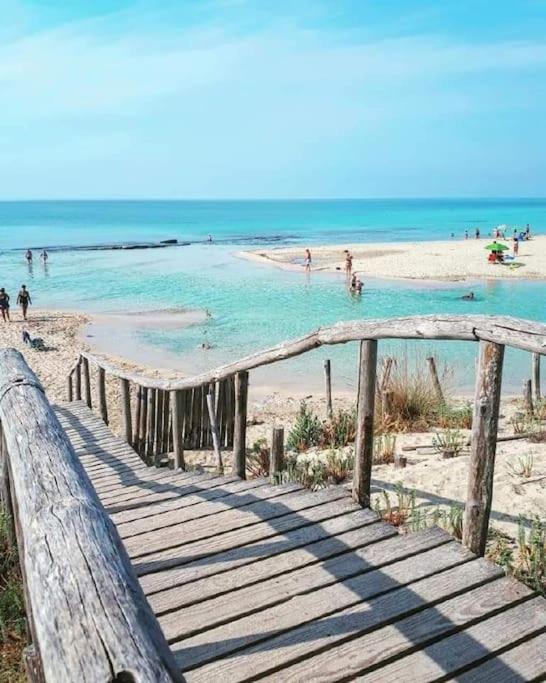 Villa Delle Stelle Con Piscina Leverano Bagian luar foto