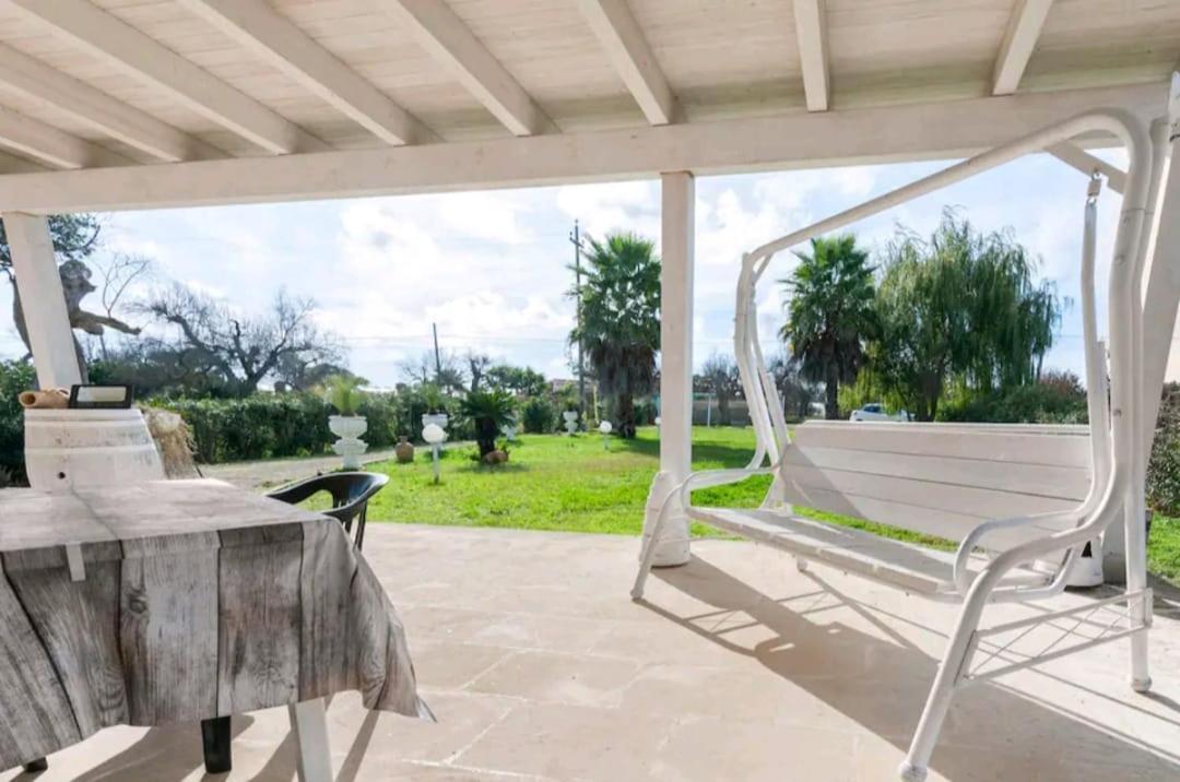 Villa Delle Stelle Con Piscina Leverano Bagian luar foto