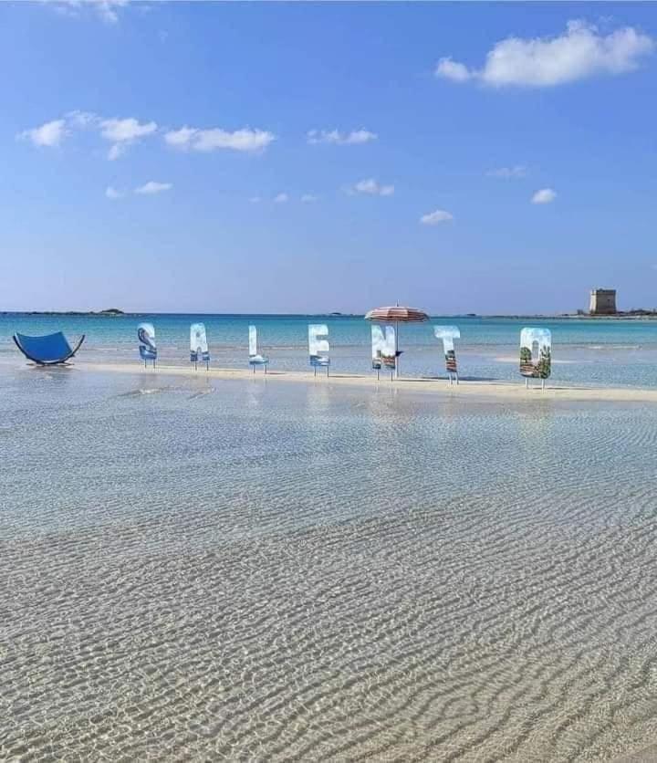 Villa Delle Stelle Con Piscina Leverano Bagian luar foto