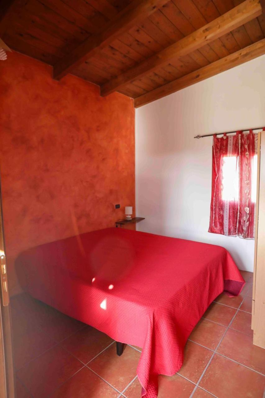 Villa Delle Stelle Con Piscina Leverano Bagian luar foto
